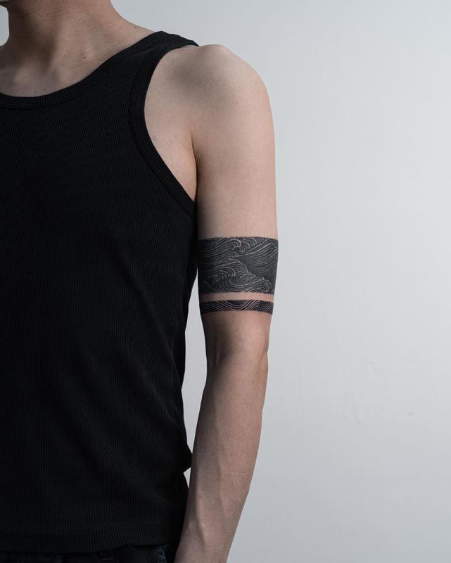 Armband +1 | Arm band tattoo, Arm band, Band tattoo